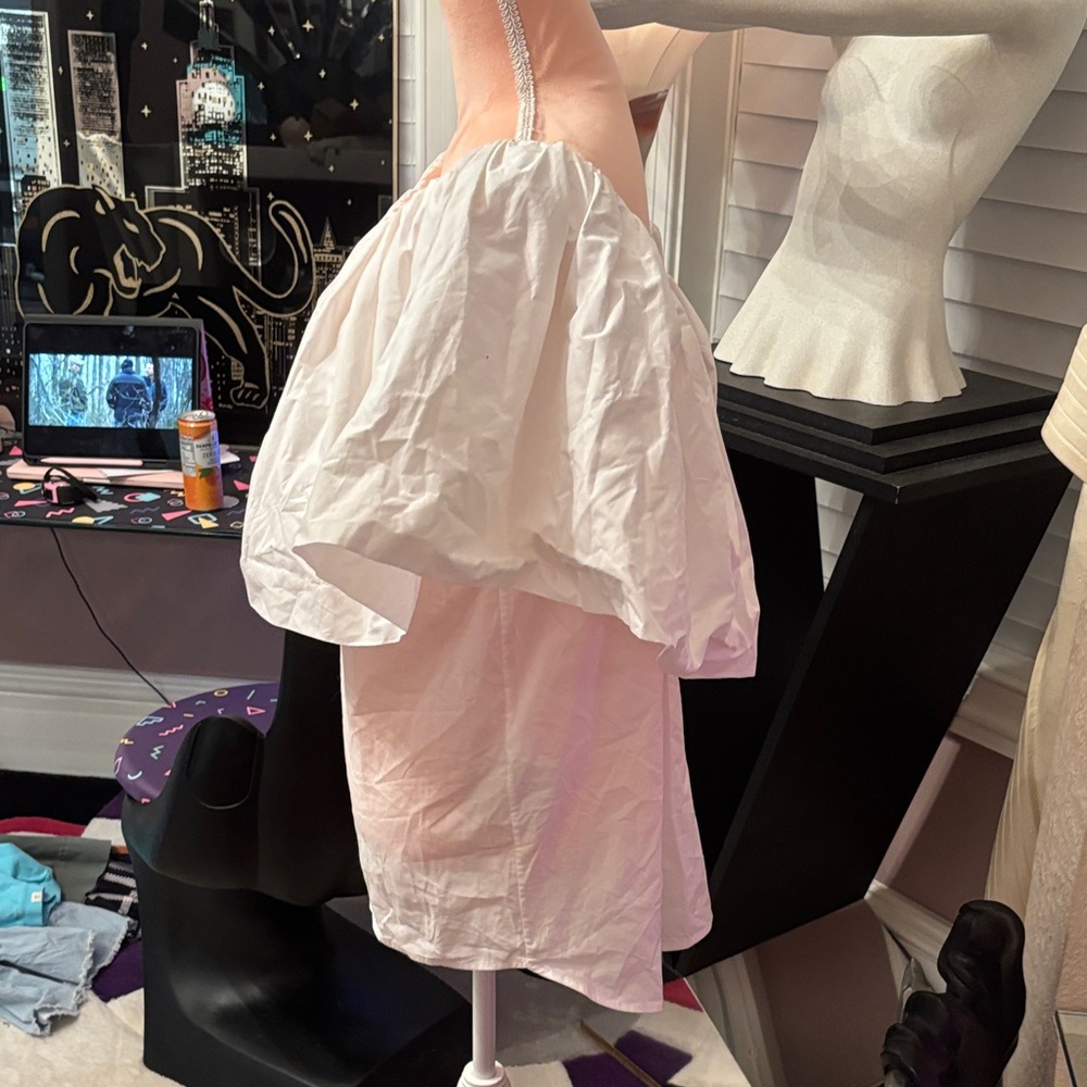 White Off-Shoulder Ruffle Blouse - Picture 3 of 7